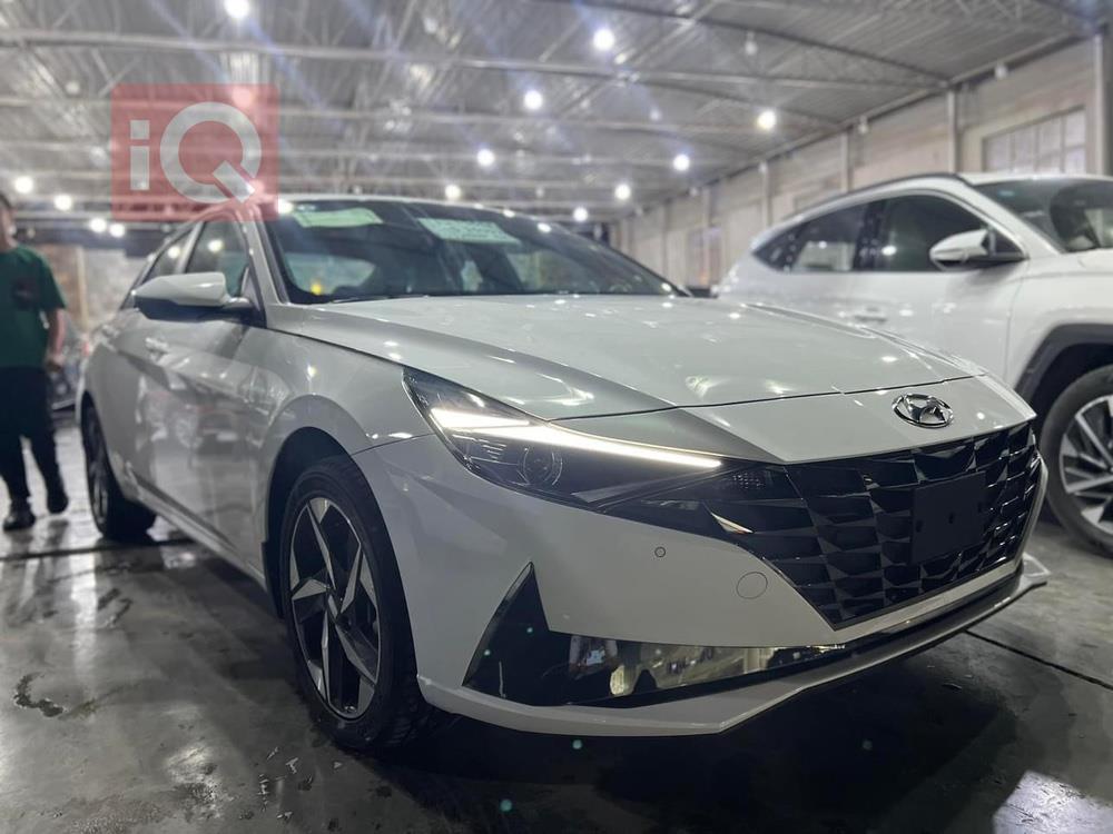هیوندای ئەلەنترا